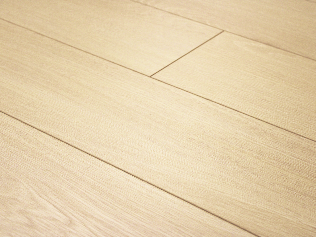 Vallée lys Coquelicot OP GemCore Waterproof Laminate Lakeshore CLERMONT - GemCoreFlooring